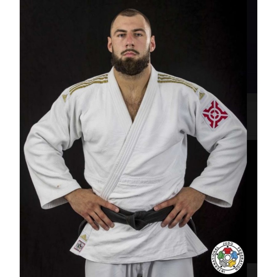 Кимоно для дзюдо Champion II с лицензией IJF