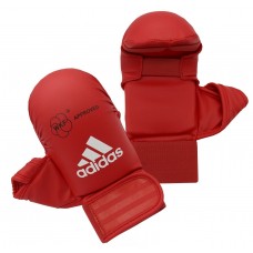 Перчатки с защитой большого пальца для карате с лицензией WKF