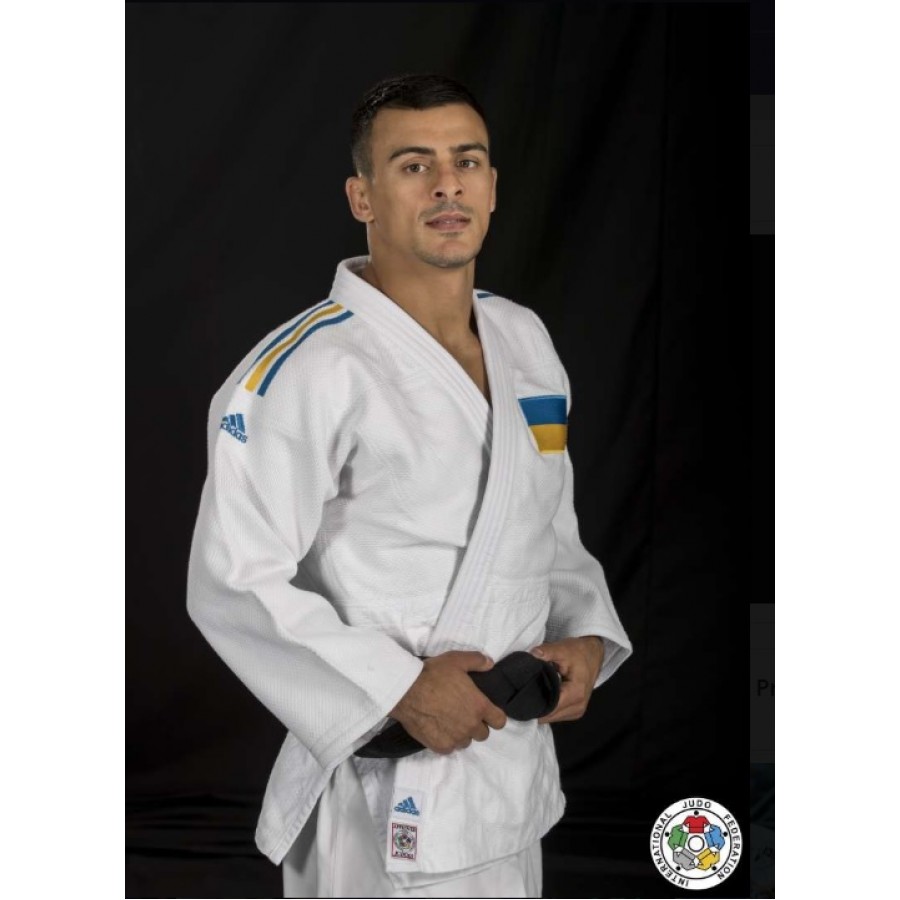 Кимоно для дзюдо Champion II SlimFit с лицензией IJF