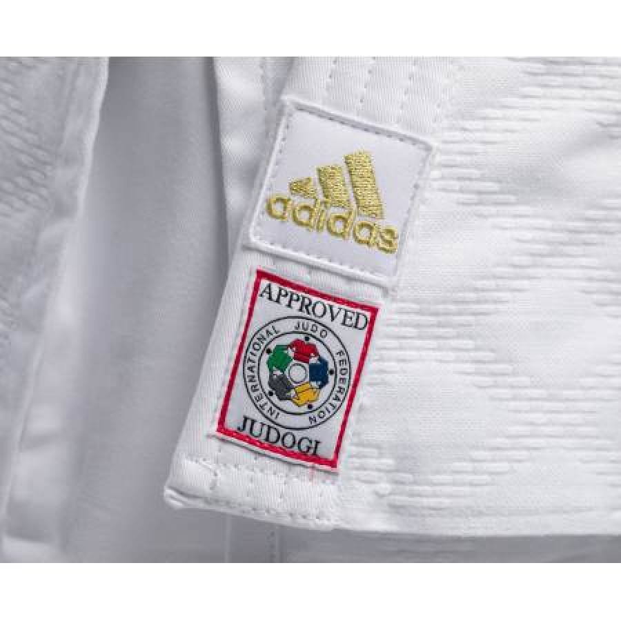 Кимоно для дзюдо Champion II с лицензией IJF Slim Fit