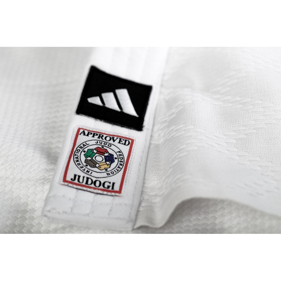 Кимоно для дзюдо Champion III Slim Fit с лицензией IJF | белый/черные полосы | ADIDAS  J-IJF-1