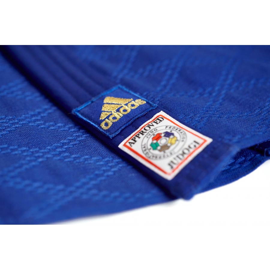 Кимоно для дзюдо Champion II с лицензией IJF Slim Fit