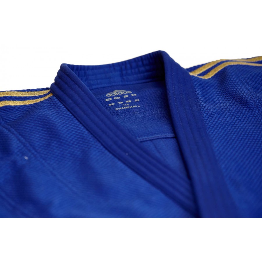 Кимоно для дзюдо Champion II с лицензией IJF Slim Fit